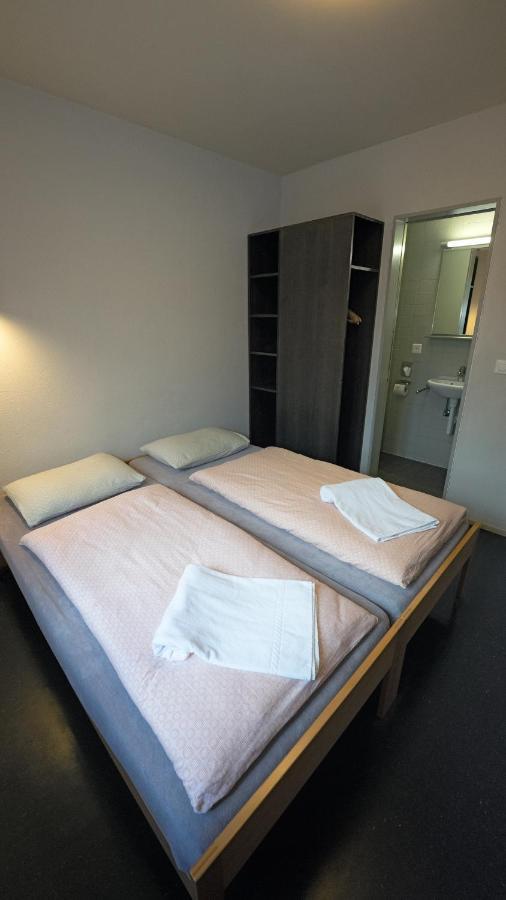 Youth Hostal
